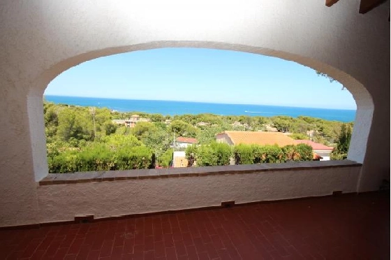 Villa in Denia(Las Rotas) zu verkaufen, Wohnfläche 140 m², Baujahr 1984, + Ofen, Grundstück 1360 m², 4 Schlafzimmer, 3 Badezimmer, ref.: 2-3616-3