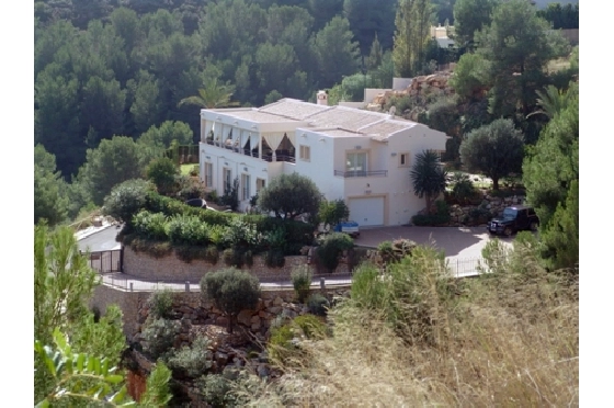 Villa in Javea(Montgo) zu verkaufen, Wohnfläche 365 m², Grundstück 1500 m², 4 Schlafzimmer, 4 Badezimmer, Pool, ref.: SV-2612-1