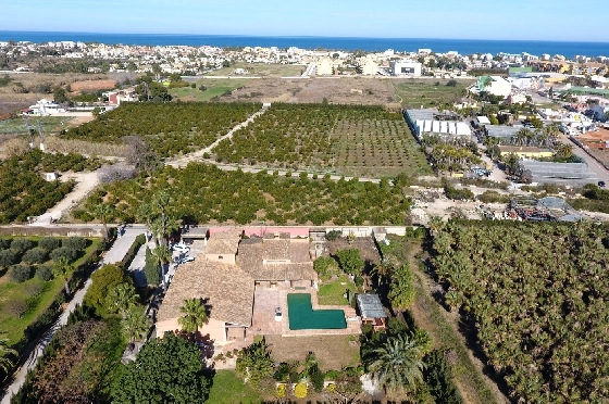 Finca in Denia zu verkaufen, Wohnfläche 450 m², Baujahr 1985, + Ofen, Klimaanlage, Grundstück 17000 m², 8 Schlafzimmer, 4 Badezimmer, Pool, ref.: SC-T0617-4