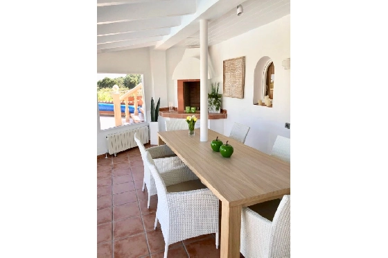 Villa in Denia(Beniadla) zu verkaufen, Wohnfläche 320 m², Baujahr 1976, Zustand gepflegt, + Zentralheizung, Klimaanlage, Grundstück 1600 m², 4 Schlafzimmer, 4 Badezimmer, Pool, ref.: AS-0617-15