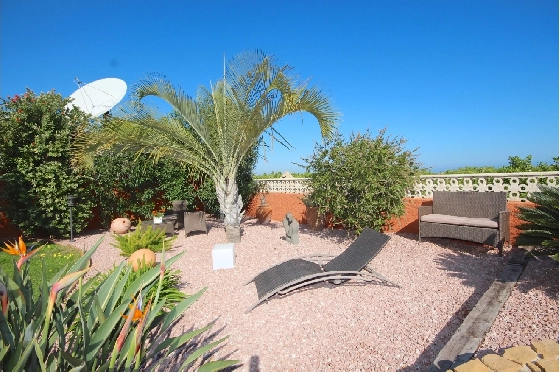 Villa in Denia(Beniadla) zu verkaufen, Wohnfläche 320 m², Baujahr 1976, Zustand gepflegt, + Zentralheizung, Klimaanlage, Grundstück 1600 m², 4 Schlafzimmer, 4 Badezimmer, Pool, ref.: AS-0617-48