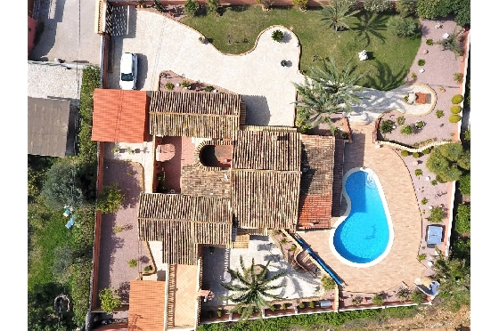 Villa in Denia(Beniadla) zu verkaufen, Wohnfläche 320 m², Baujahr 1976, Zustand gepflegt, + Zentralheizung, Klimaanlage, Grundstück 1600 m², 4 Schlafzimmer, 4 Badezimmer, Pool, ref.: AS-0617-62