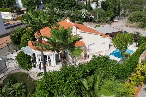 Villa in Oliva zu verkaufen, Wohnfläche 110 m², Baujahr 1999, Zustand gepflegt, + Ofen, Grundstück 750 m², 3 Schlafzimmer, 2 Badezimmer, Pool, ref.: RG-0223-34