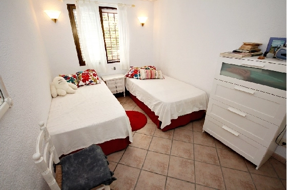 Villa in Denia zu verkaufen, Wohnfläche 120 m², Baujahr 1981, + Zentralheizung, Klimaanlage, Grundstück 800 m², 5 Schlafzimmer, 2 Badezimmer, Pool, ref.: GC-3517-18