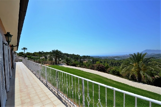 Villa in Altea zu verkaufen, Wohnfläche 688 m², Zustand gepflegt, + Zentralheizung, Klimaanlage, Grundstück 16250 m², 5 Schlafzimmer, 3 Badezimmer, Pool, ref.: GB-4617-MJ-19