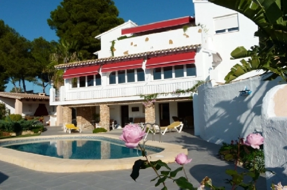 Villa in Moraira(Pla del Mar) zu verkaufen, Wohnfläche 320 m², Baujahr 1971, + gas central, Klimaanlage, Grundstück 800 m², 4 Schlafzimmer, 4 Badezimmer, Pool, ref.: BI-MT.H-114-1