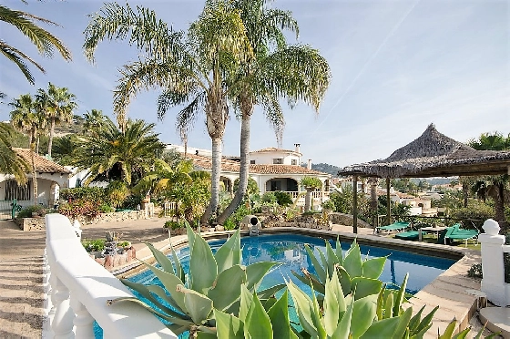 Villa in Calpe(Empedrola) zu verkaufen, Wohnfläche 874 m², Baujahr 1982, Zustand gepflegt, + Fussbodenheizung, Klimaanlage, Grundstück 5580 m², 16 Schlafzimmer, 10 Badezimmer, Pool, ref.: AS-0318-19