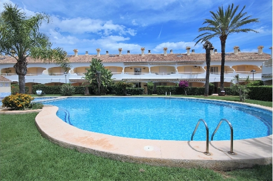 Reihenhaus-Mitte in Denia zu verkaufen, Wohnfläche 111 m², Baujahr 1997, Zustand gepflegt, + KLIMA, Klimaanlage, 2 Schlafzimmer, 2 Badezimmer, Pool, ref.: MJ-1218-1