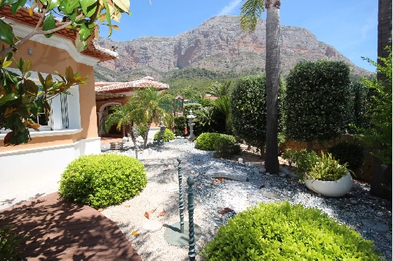 Villa in Javea(Tosca Mar) zu verkaufen, Wohnfläche 400 m², Baujahr 2007, Zustand modernisiert, + Fussbodenheizung, Klimaanlage, Grundstück 1545 m², 4 Schlafzimmer, 4 Badezimmer, Pool, ref.: GC-1918-32