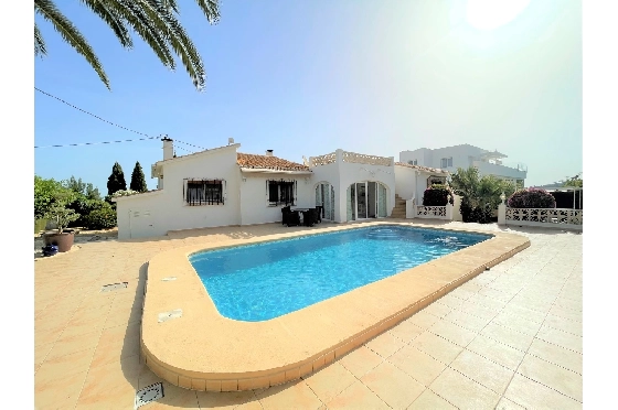 Villa in Denia(Santa Lucia) zur Ferienvermietung, Wohnfläche 152 m², Baujahr 1985, Zustand modernisiert, + Zentralheizung, Klimaanlage, Grundstück 800 m², 3 Schlafzimmer, 2 Badezimmer, Pool, ref.: T-0718-1