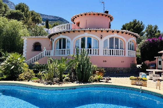 Villa in Denia(La Pedrera) zu verkaufen, Wohnfläche 233 m², Baujahr 1990, Zustand gepflegt, + Zentralheizung, Klimaanlage, Grundstück 800 m², 3 Schlafzimmer, 3 Badezimmer, Pool, ref.: SC-T0524-41