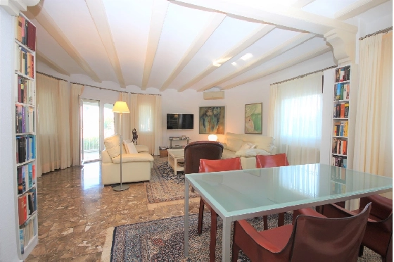 Villa in Denia(Montgo) zu verkaufen, Wohnfläche 163 m², Baujahr 1981, + Zentralheizung, Klimaanlage, Grundstück 809 m², 3 Schlafzimmer, 2 Badezimmer, Pool, ref.: HD-0619-13