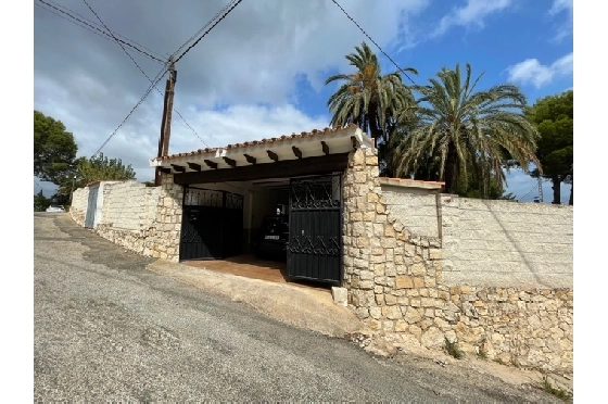 Villa in Denia(Don Quijote I) zu verkaufen, Wohnfläche 154 m², Baujahr 1983, Zustand gepflegt, + Zentralheizung, Klimaanlage, Grundstück 918 m², 3 Schlafzimmer, 2 Badezimmer, Pool, ref.: SC-T1121-23