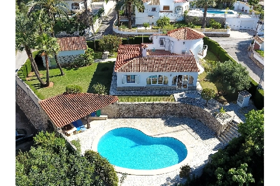 Villa in Denia(Don Quijote I) zu verkaufen, Wohnfläche 154 m², Baujahr 1983, Zustand gepflegt, + Zentralheizung, Klimaanlage, Grundstück 918 m², 3 Schlafzimmer, 2 Badezimmer, Pool, ref.: SC-T1121-26