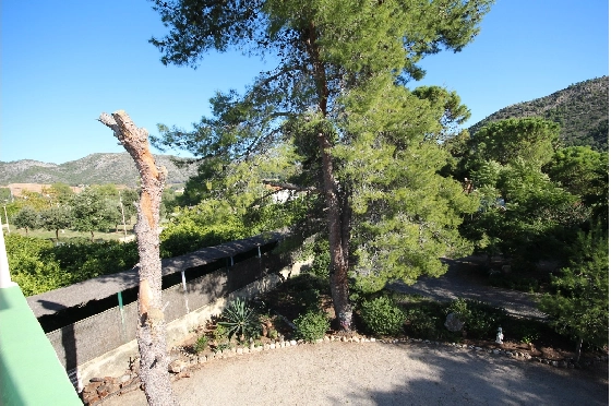 Finca in Gandia  zu verkaufen, Wohnfläche 340 m², Zustand gepflegt, + Ofen, Grundstück 2285 m², 5 Schlafzimmer, 3 Badezimmer, Pool, ref.: Lo-5019-22