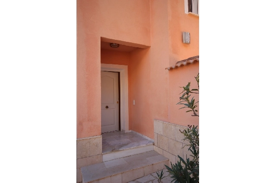 Villa in Calpe(Oltamar) zu verkaufen, Wohnfläche 278 m², Baujahr 2010, Grundstück 980 m², 3 Schlafzimmer, 4 Badezimmer, ref.: JB-0420-69