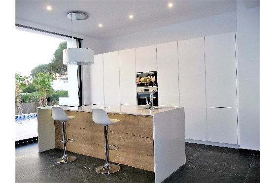 Villa in Moraira(Benimeit) zu verkaufen, Wohnfläche 185 m², Baujahr 2020, Klimaanlage, Grundstück 850 m², 4 Schlafzimmer, 3 Badezimmer, Pool, ref.: BI-MT.H-742-4