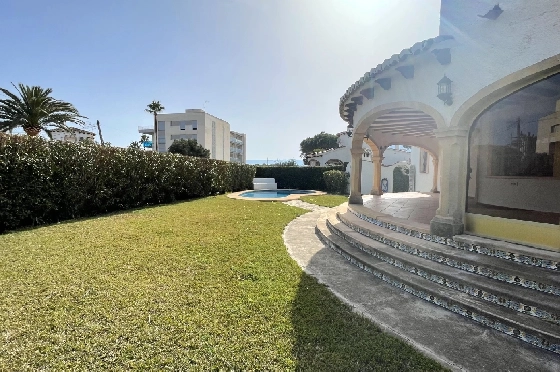 Villa in Denia zu verkaufen, Wohnfläche 150 m², Baujahr 1984, Zustand gepflegt, + Zentralheizung, Klimaanlage, Grundstück 850 m², 3 Schlafzimmer, 3 Badezimmer, Pool, ref.: AS-1020-20