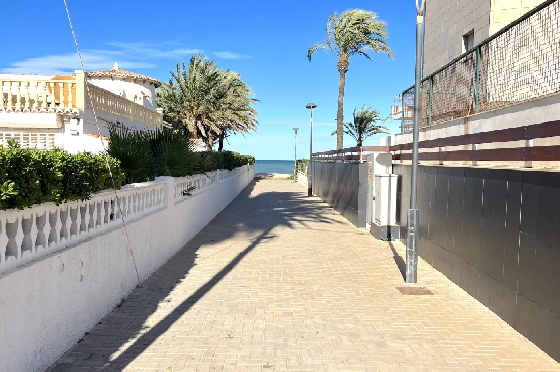 Villa in Denia zu verkaufen, Wohnfläche 150 m², Baujahr 1984, Zustand gepflegt, + Zentralheizung, Klimaanlage, Grundstück 850 m², 3 Schlafzimmer, 3 Badezimmer, Pool, ref.: AS-1020-22