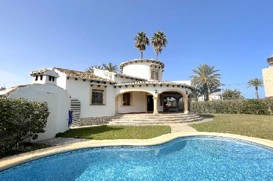 Villa in Denia zu verkaufen, Wohnfläche 150 m², Baujahr 1984, Zustand gepflegt, + Zentralheizung, Klimaanlage, Grundstück 850 m², 3 Schlafzimmer, 3 Badezimmer, Pool, ref.: AS-1020-3