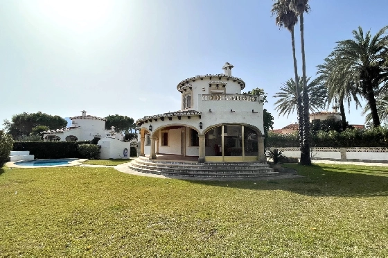 Villa in Denia zu verkaufen, Wohnfläche 150 m², Baujahr 1984, Zustand gepflegt, + Zentralheizung, Klimaanlage, Grundstück 850 m², 3 Schlafzimmer, 3 Badezimmer, Pool, ref.: AS-1020-4