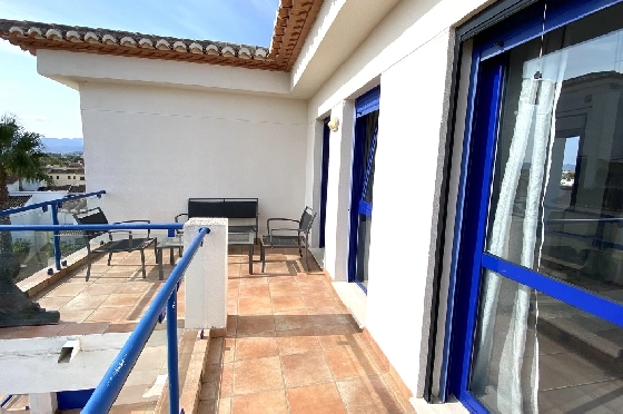 Penthouse Apartment in Denia(Deveses) zu verkaufen, Wohnfläche 84 m², Baujahr 2003, Zustand gepflegt, + Ofen, Klimaanlage, 2 Schlafzimmer, 2 Badezimmer, Pool, ref.: AS-2320-17