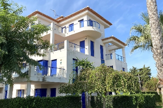 Penthouse Apartment in Denia(Deveses) zu verkaufen, Wohnfläche 84 m², Baujahr 2003, Zustand gepflegt, + Ofen, Klimaanlage, 2 Schlafzimmer, 2 Badezimmer, Pool, ref.: AS-2320-21