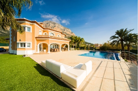 Villa in Javea(Montgo) zu verkaufen, Wohnfläche 527 m², Klimaanlage, Grundstück 1541 m², 5 Schlafzimmer, 4 Badezimmer, ref.: BP-3372JAV-1