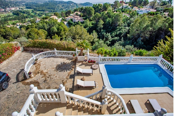 Villa in Denia-La Sella(Pedreguer) zu verkaufen, Wohnfläche 400 m², Baujahr 2001, Zustand neuwertig, + Zentralheizung, Klimaanlage, Grundstück 1386 m², 6 Schlafzimmer, 6 Badezimmer, Pool, ref.: GC-0521-50