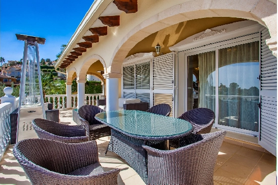 Villa in Denia-La Sella(Pedreguer) zu verkaufen, Wohnfläche 400 m², Baujahr 2001, Zustand neuwertig, + Zentralheizung, Klimaanlage, Grundstück 1386 m², 6 Schlafzimmer, 6 Badezimmer, Pool, ref.: GC-0521-6