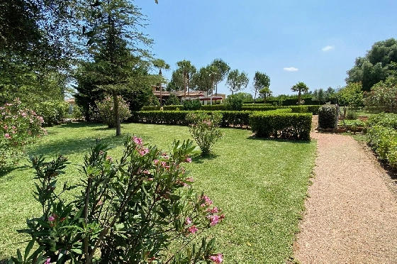 Finca in Denia zu verkaufen, Wohnfläche 250 m², Baujahr 2003, Zustand gepflegt, + Fussbodenheizung, Klimaanlage, Grundstück 10700 m², 4 Schlafzimmer, 3 Badezimmer, Pool, ref.: AS-1521-27