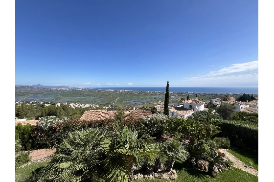 Villa in Denia(Monte Pego) zur Ferienvermietung, Wohnfläche 240 m², Baujahr 1998, Zustand modernisiert, + Fussbodenheizung, Klimaanlage, Grundstück 980 m², 5 Schlafzimmer, 4 Badezimmer, Pool, ref.: T-0121-29