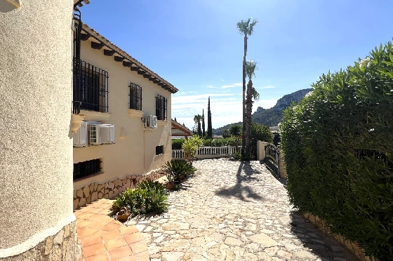 Villa in Denia(Monte Pego) zur Ferienvermietung, Wohnfläche 240 m², Baujahr 1998, Zustand modernisiert, + Fussbodenheizung, Klimaanlage, Grundstück 980 m², 5 Schlafzimmer, 4 Badezimmer, Pool, ref.: T-0121-41