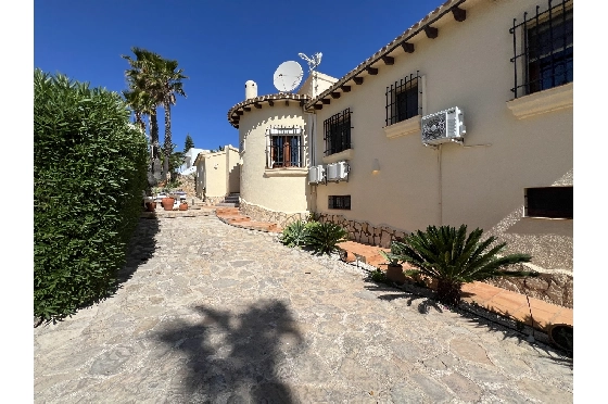 Villa in Denia(Monte Pego) zur Ferienvermietung, Wohnfläche 240 m², Baujahr 1998, Zustand modernisiert, + Fussbodenheizung, Klimaanlage, Grundstück 980 m², 5 Schlafzimmer, 4 Badezimmer, Pool, ref.: T-0121-43