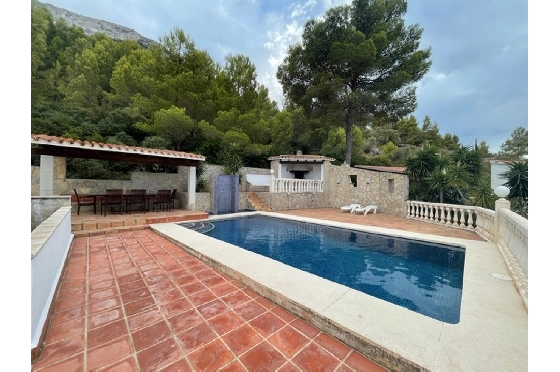 Villa in Denia zu verkaufen, Wohnfläche 152 m², Baujahr 1977, + Zentralheizung, Klimaanlage, Grundstück 813 m², 3 Schlafzimmer, 3 Badezimmer, Pool, ref.: SC-T1221-27