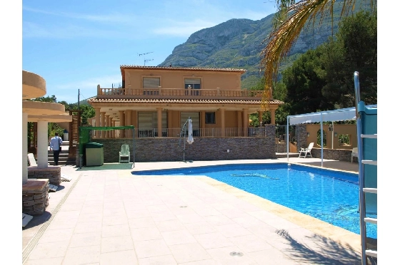 Villa in Denia zu verkaufen, Wohnfläche 896 m², Klimaanlage, Grundstück 2600 m², 11 Schlafzimmer, 11 Badezimmer, ref.: BP-4028DEN-1