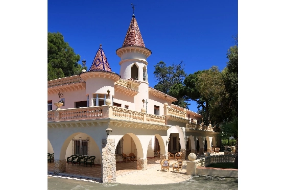 Villa in Denia zu verkaufen, Wohnfläche 2200 m², Baujahr 1968, + Zentralheizung, Grundstück 42000 m², 10 Schlafzimmer, 8 Badezimmer, ref.: HG-3125-2