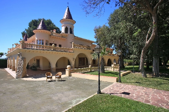 Villa in Denia zu verkaufen, Wohnfläche 2200 m², Baujahr 1968, + Zentralheizung, Grundstück 42000 m², 10 Schlafzimmer, 8 Badezimmer, ref.: HG-3125-5