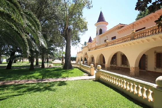 Villa in Denia zu verkaufen, Wohnfläche 2200 m², Baujahr 1968, + Zentralheizung, Grundstück 42000 m², 10 Schlafzimmer, 8 Badezimmer, ref.: HG-3125-9