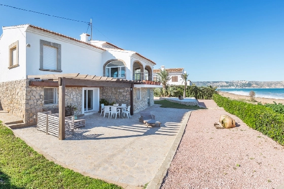 Villa in Javea zu verkaufen, Wohnfläche 240 m², Baujahr 1979, Grundstück 740 m², 5 Schlafzimmer, 3 Badezimmer, ref.: HG-3336-1