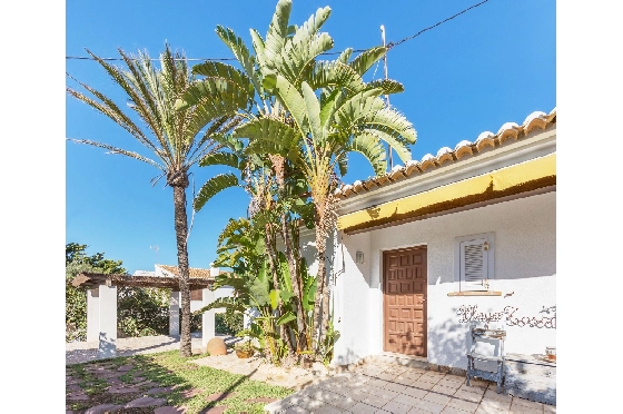 Villa in Javea zu verkaufen, Wohnfläche 240 m², Baujahr 1979, Grundstück 740 m², 5 Schlafzimmer, 3 Badezimmer, ref.: HG-3336-19