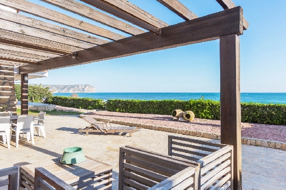 Villa in Javea zu verkaufen, Wohnfläche 240 m², Baujahr 1979, Grundstück 740 m², 5 Schlafzimmer, 3 Badezimmer, ref.: HG-3336-8