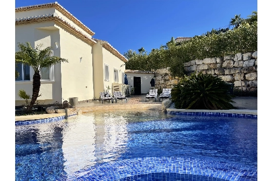 Villa in Javea zu verkaufen, Wohnfläche 468 m², Klimaanlage, Grundstück 2012 m², 4 Schlafzimmer, 4 Badezimmer, Pool, ref.: BS-3974722-40