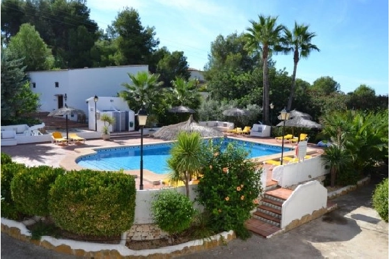 Investition in Moraira zu verkaufen, 18 Schlafzimmer, 20 Badezimmer, Pool, ref.: BS-3974656-2