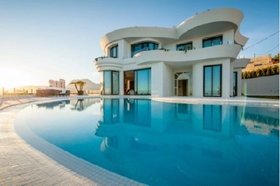 Villa in Benidorm zu verkaufen, Wohnfläche 600 m², Grundstück 1000 m², 6 Badezimmer, ref.: BS-3974651-1