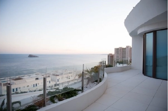 Villa in Benidorm zu verkaufen, Wohnfläche 600 m², Grundstück 1000 m², 6 Badezimmer, ref.: BS-3974651-7