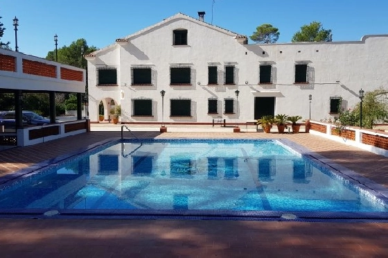 Villa in Gandia zu verkaufen, Wohnfläche 1300 m², Grundstück 200000 m², 20 Badezimmer, ref.: BS-3974641-15