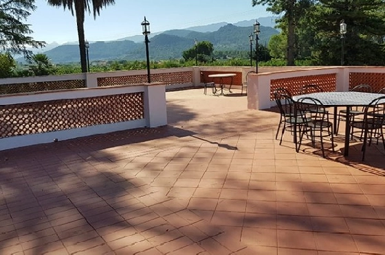 Villa in Gandia zu verkaufen, Wohnfläche 1300 m², Grundstück 200000 m², 20 Badezimmer, ref.: BS-3974641-44