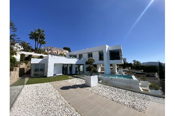 Villa in Moraira zu verkaufen, Wohnfläche 410 m², Baujahr 2014, Zustand gepflegt, + Fussbodenheizung, Klimaanlage, Grundstück 1150 m², 4 Schlafzimmer, 4 Badezimmer, Pool, ref.: AS-2422-5