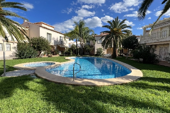 Reihenhaus in Denia(Las Marinas) zur Ferienvermietung, Wohnfläche 98 m², Baujahr 2001, Zustand gepflegt, + KLIMA, Klimaanlage, 2 Schlafzimmer, 2 Badezimmer, Pool, ref.: T-0222-1